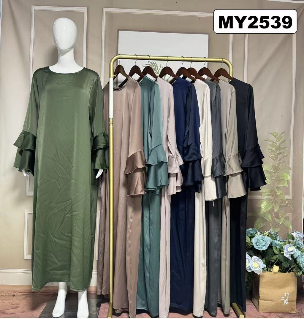 Robe Longue Satinée à Manches Volants – MY2539