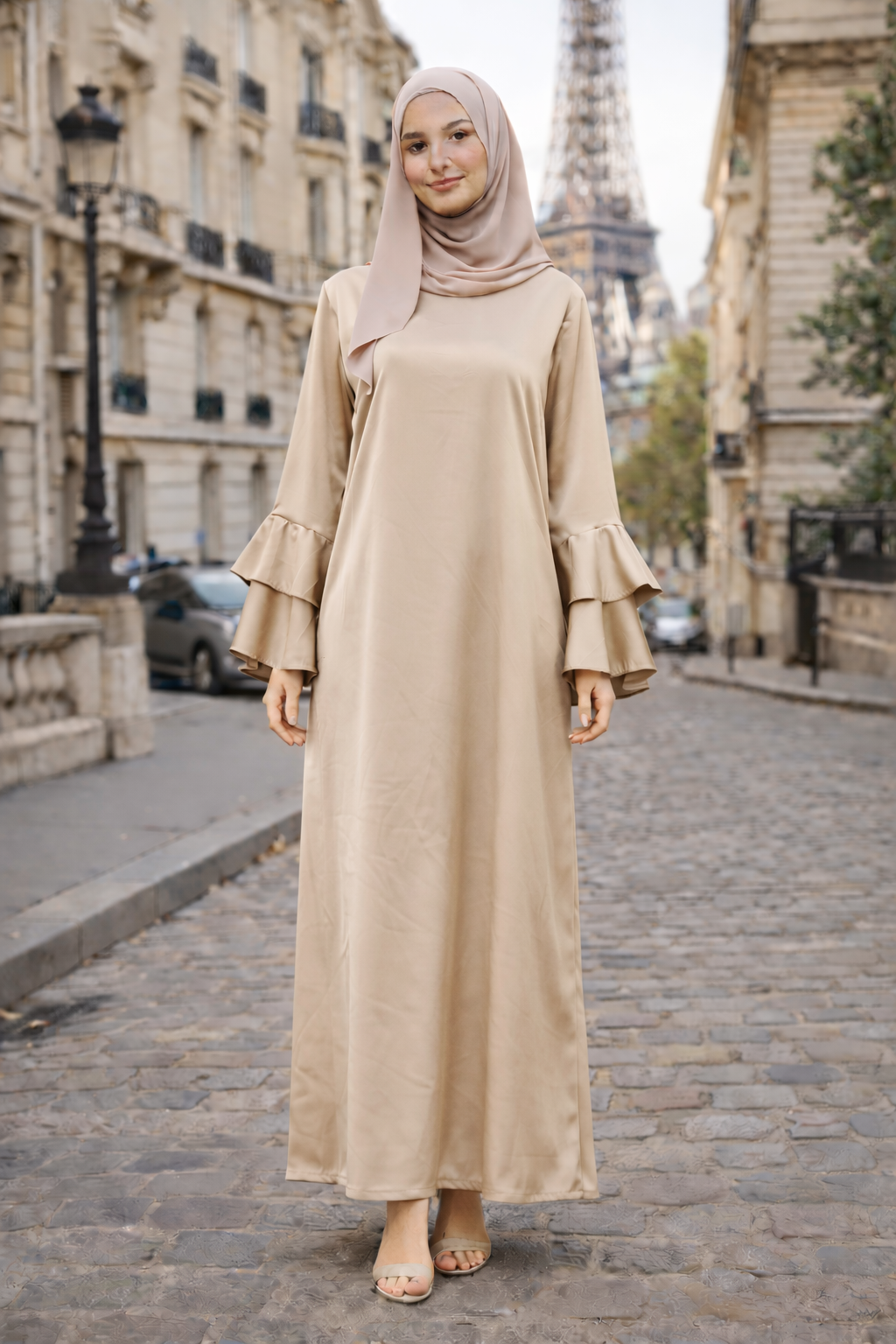 Robe Longue Satinée à Manches Volants – MY2539
