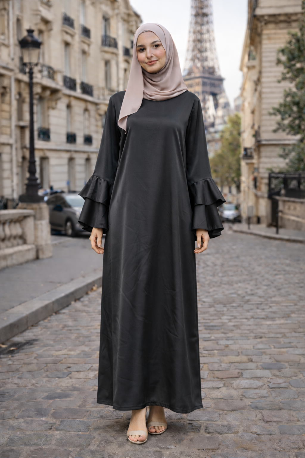 Robe Longue Satinée à Manches Volants – MY2539