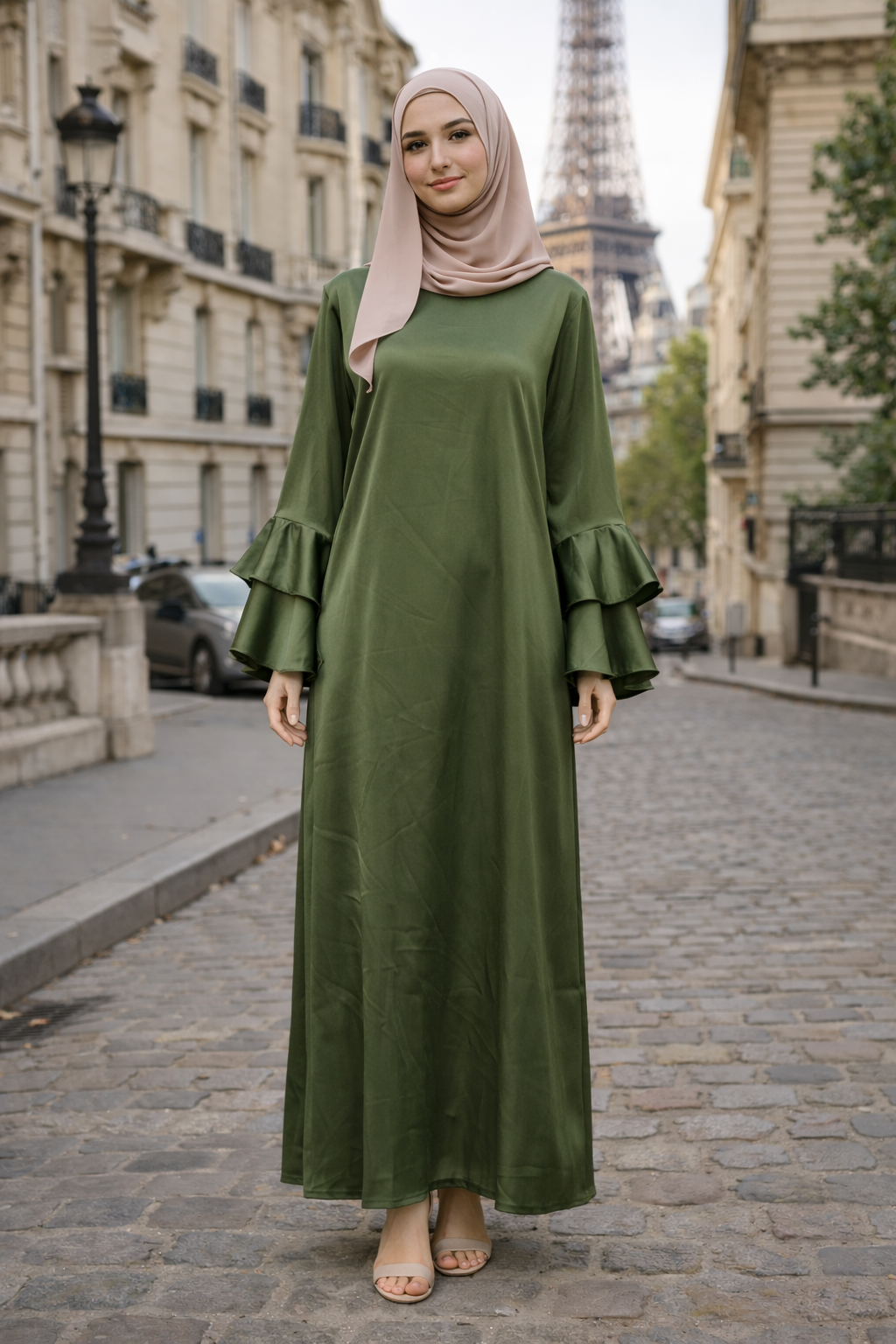 Robe Longue Satinée à Manches Volants – MY2539
