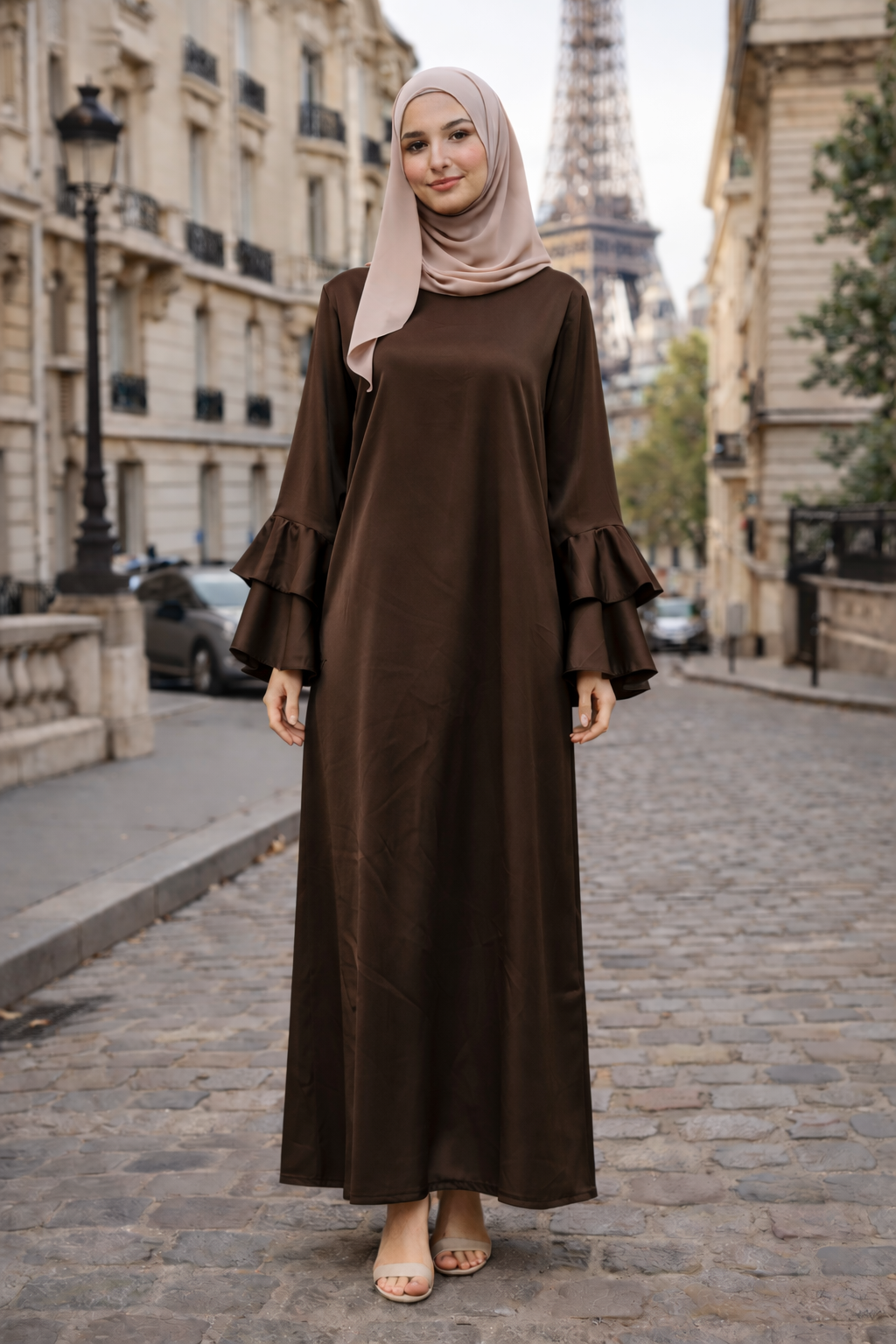Robe Longue Satinée à Manches Volants – MY2539